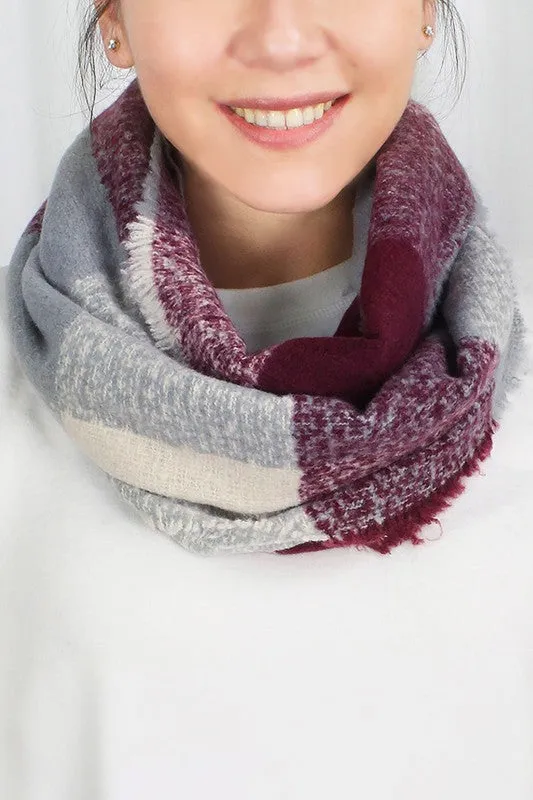 Check Pattern Infinity Scarf