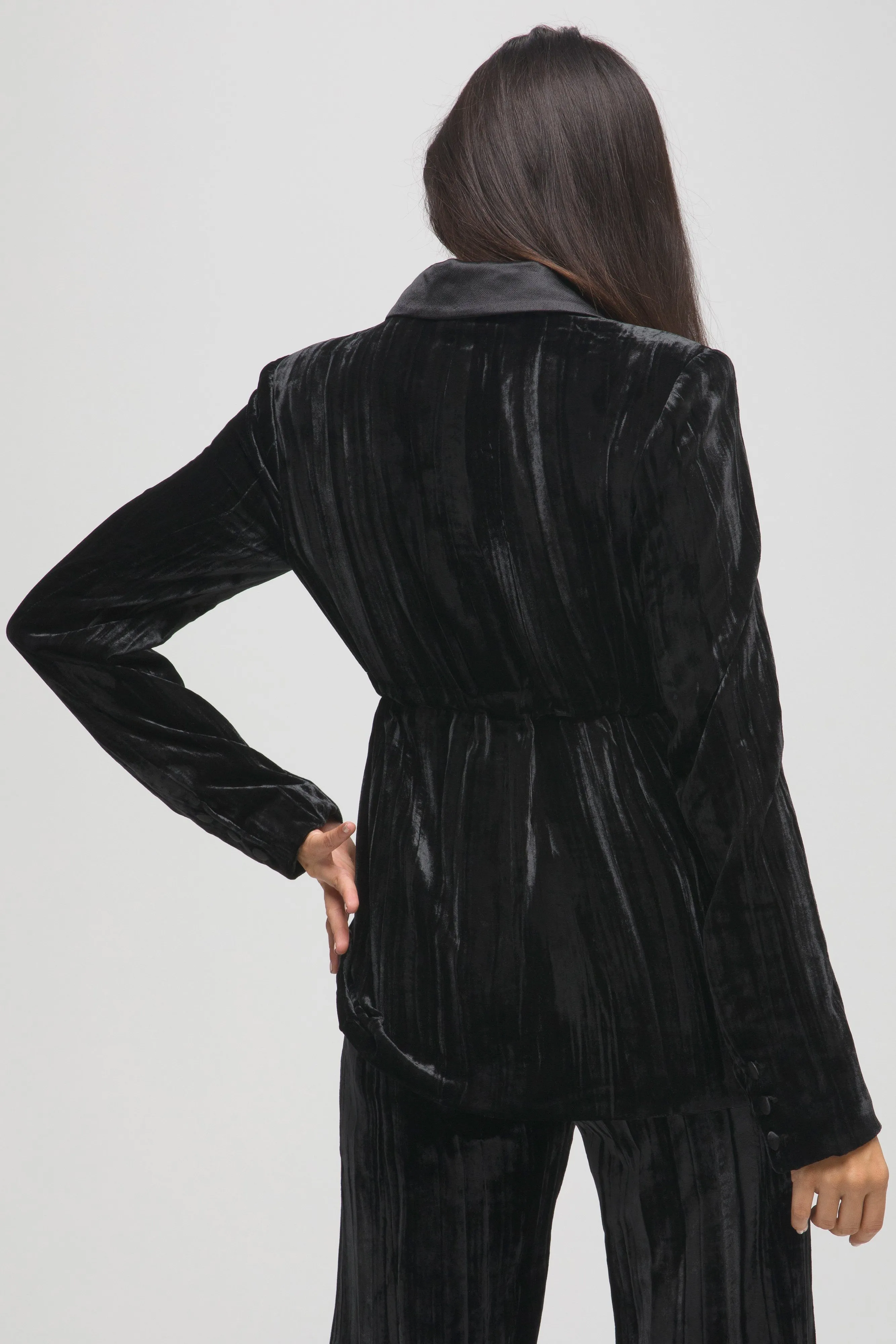 CINCHED BLAZER | BLACK001