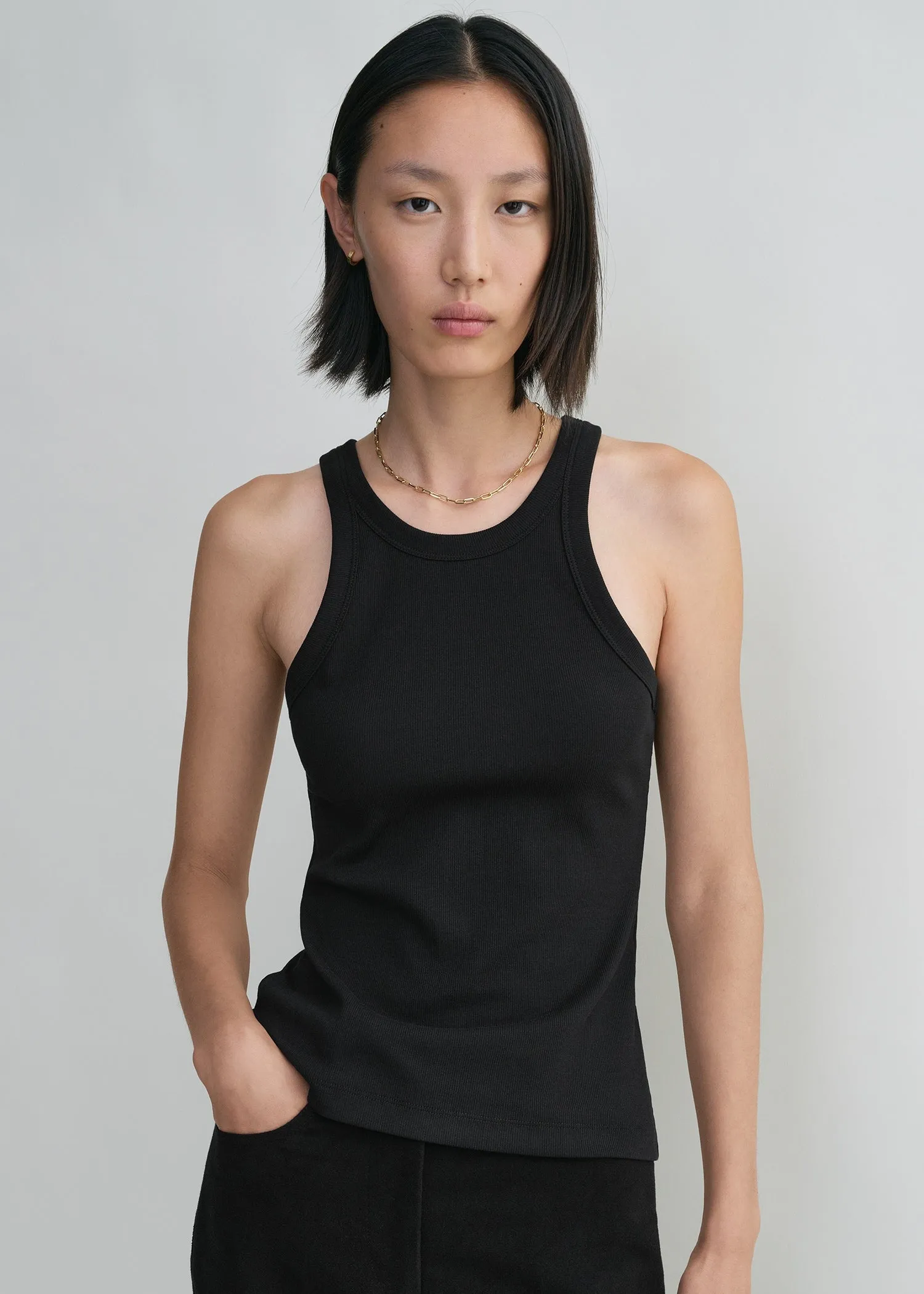 Curved rib tank black