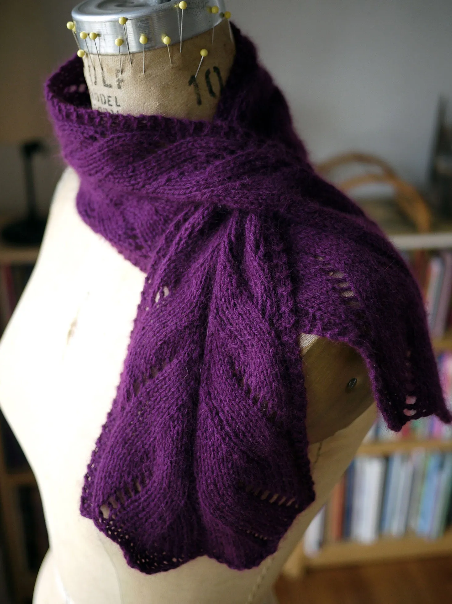 Echo of Bells Scarf and Wristlet Set <br/><small>knitting pattern</small>