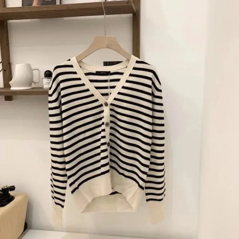 Flytonn-Autumn and winter cashmere knitted Cardigan woman v-neck loose show thin stripe wool coat Korean version of the age-reducing jac