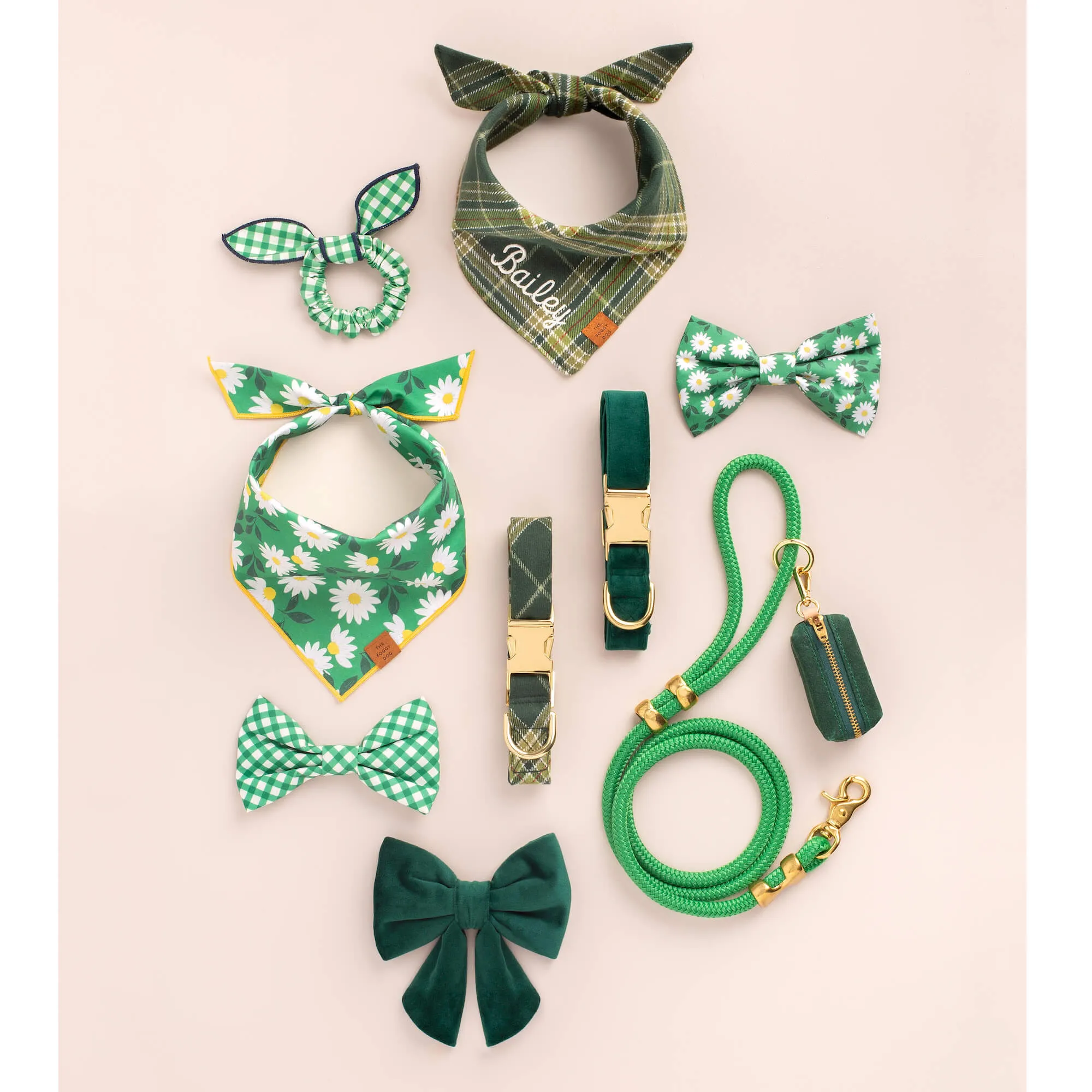 Forest Green Velvet Lady Bow Collar