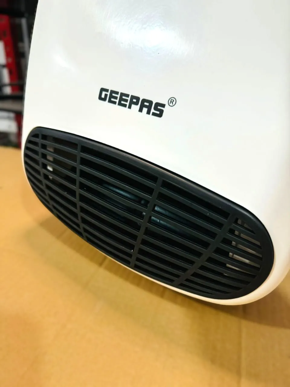 Geepas 1000W/2000W Bathroom Heater