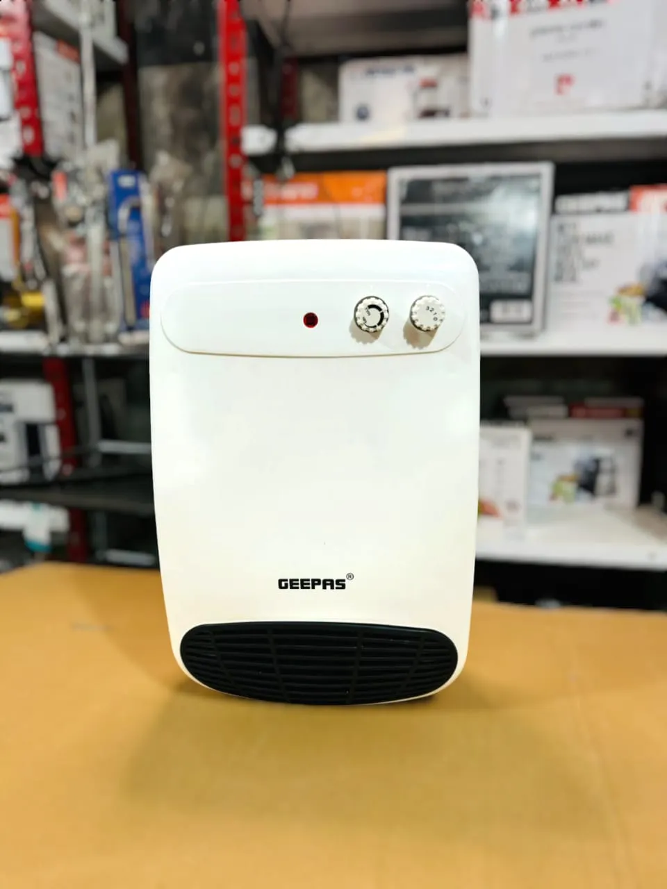 Geepas 1000W/2000W Bathroom Heater