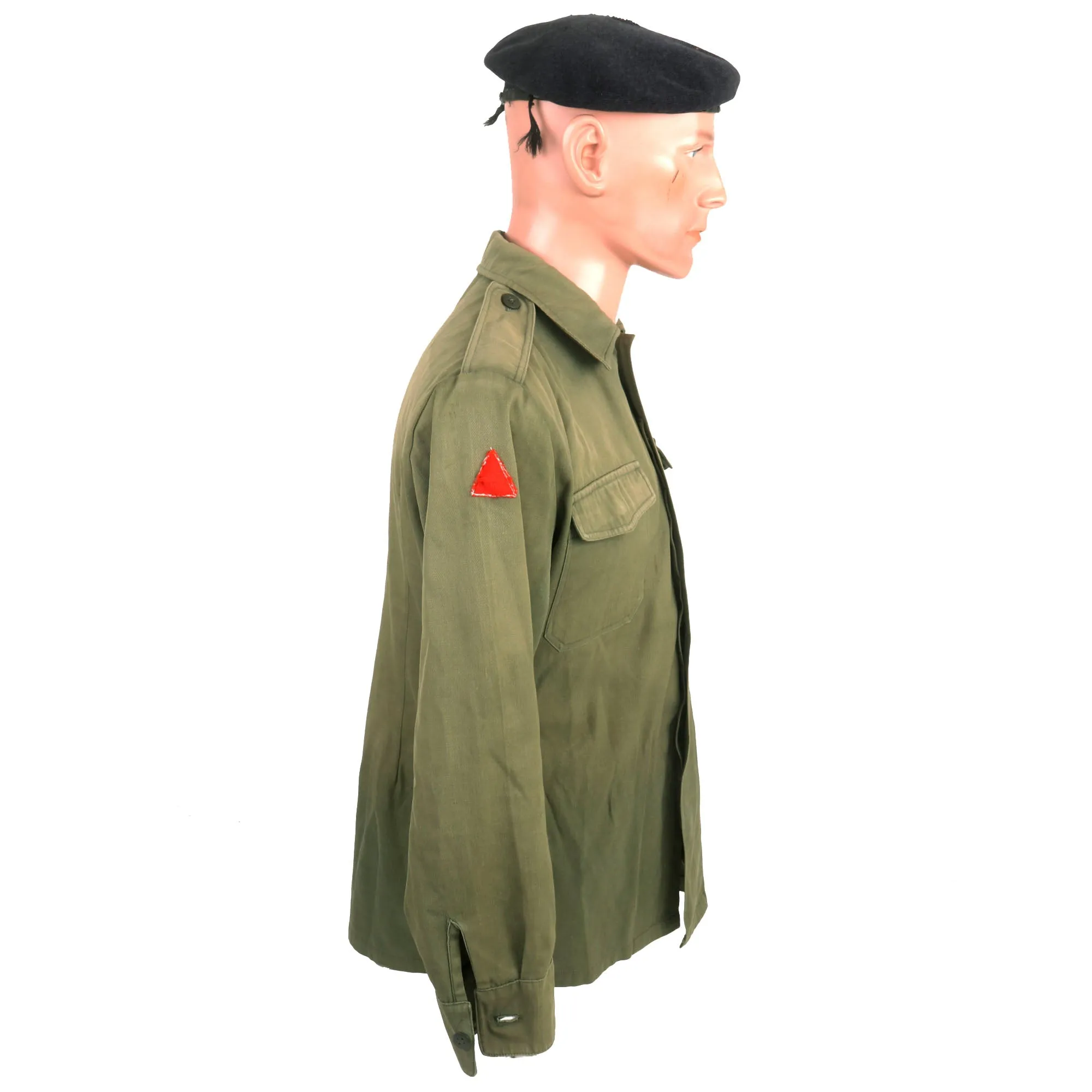 Original Persian Gulf War Iraqi Ministry of Defense Green Uniform Set With Beret - Formerly Part of the A.A.F. Tank Museum