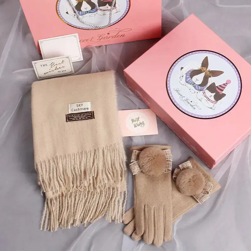 Scarf Gloves Two-Piece Gift Box