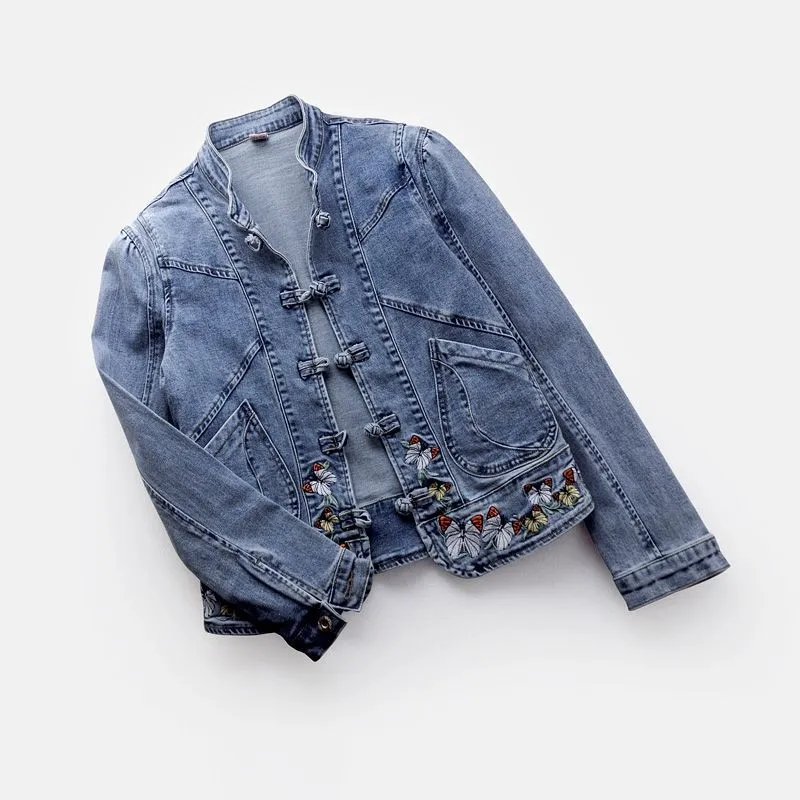 Vintage Autumn Embroidery Women Denim Jackets Washed Blue Jean Coat