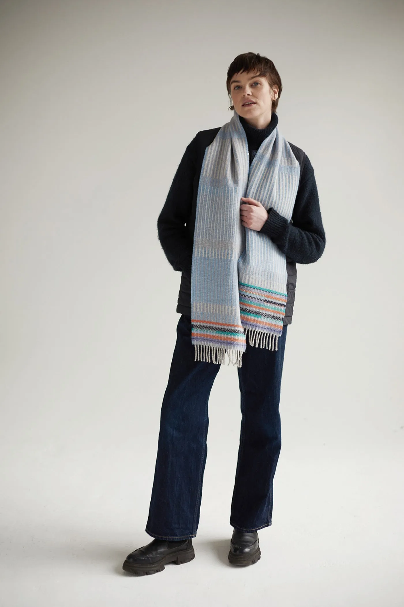 Wallace Sewell LAMBSWOOL TEXTURE SCARVES - Bothy -  PERIWINKLE SKY