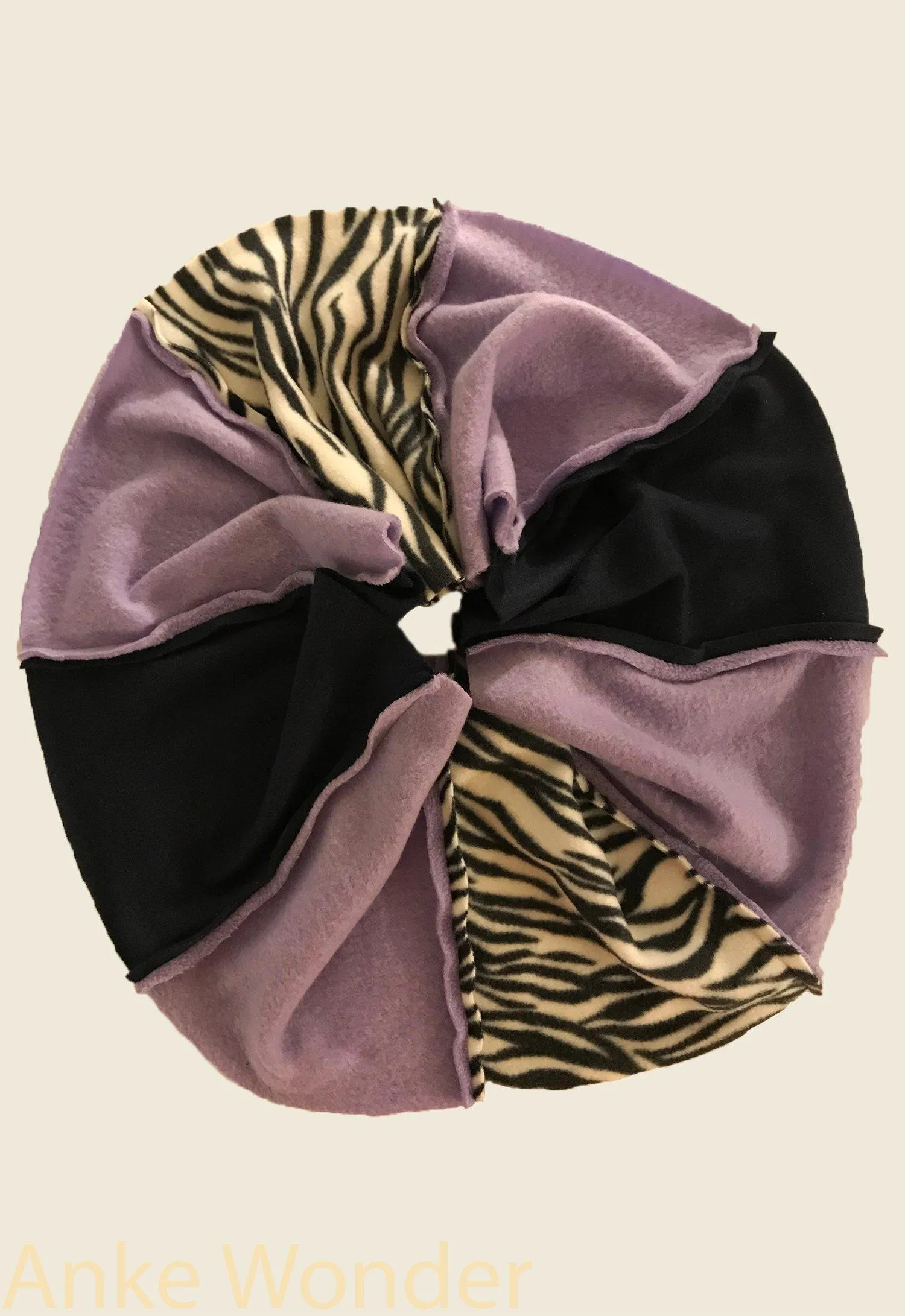 Women´s Infinity Scarf - Purple, Blue, Tiger-Patterned